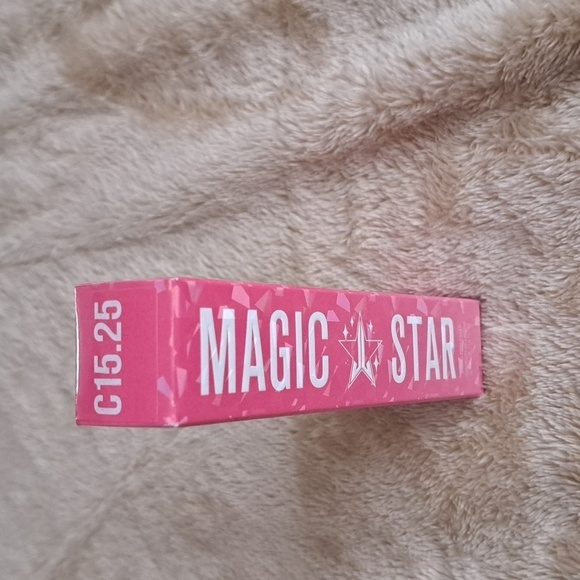 Jeffree Star Cosmetics Magic Star Concealer - C15.25 NEW - Picture 3 of 5